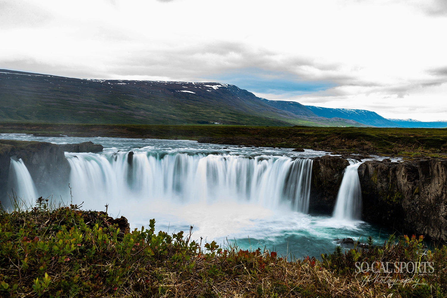 Photo of Iceland waterfall in Norway